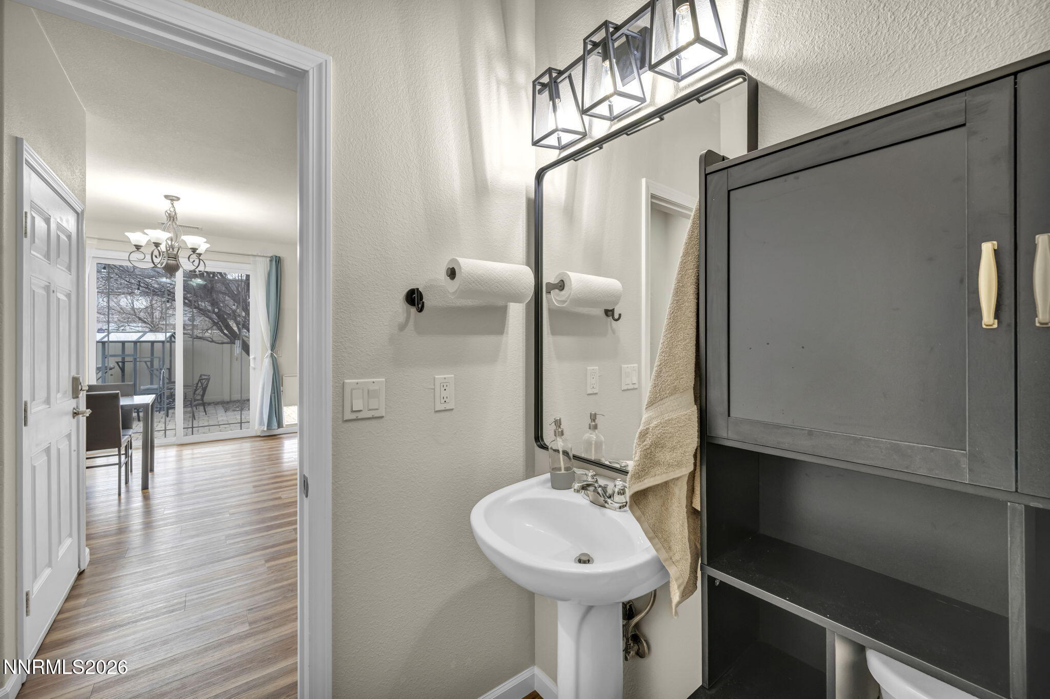 50-web-or-mls-11010-colton-dr