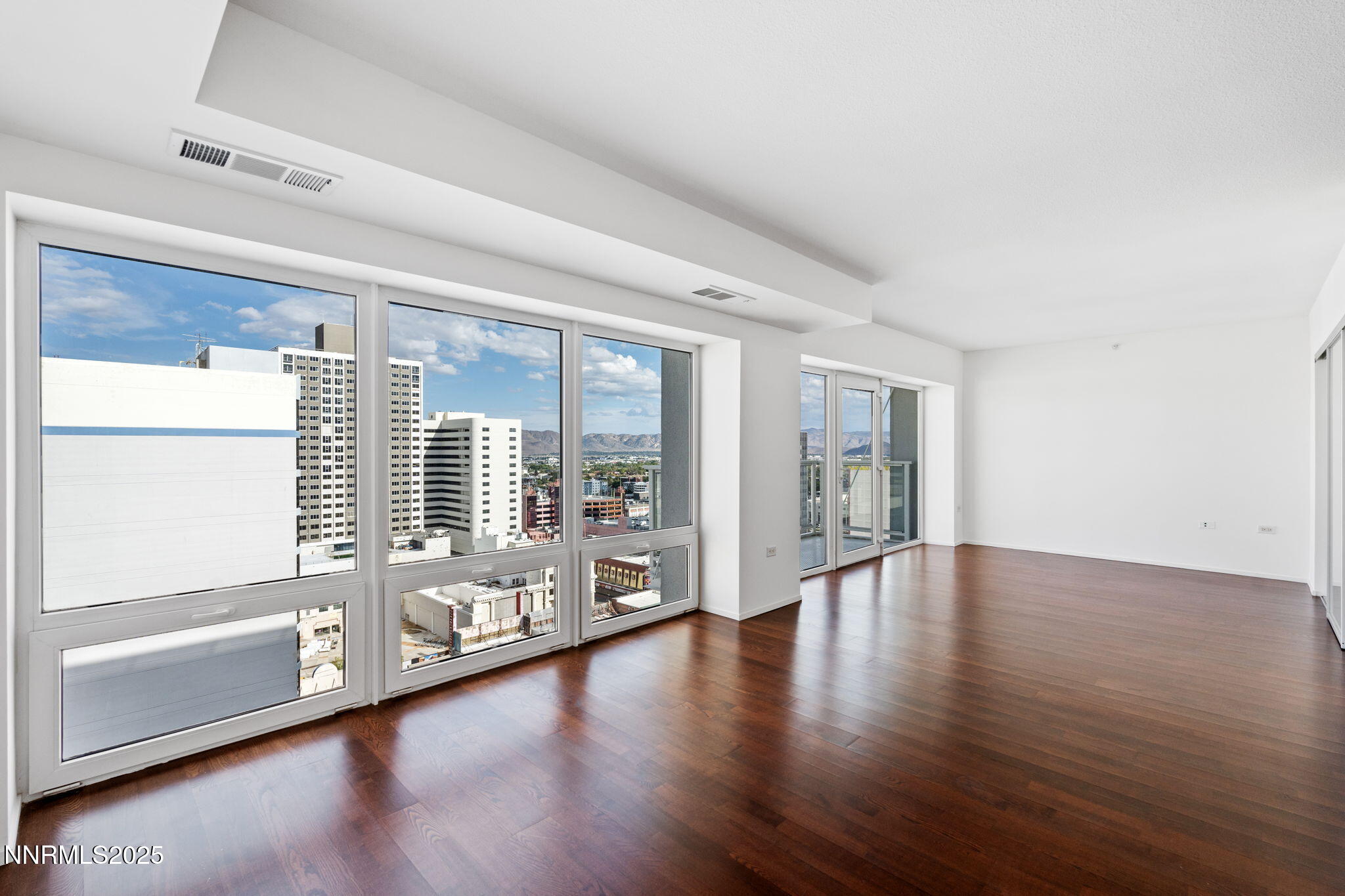 16-web-or-mls-DSC03715