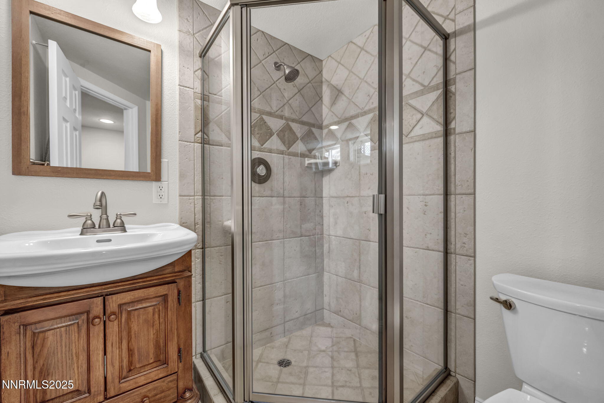 36-web-or-mls-1760-marla-dr