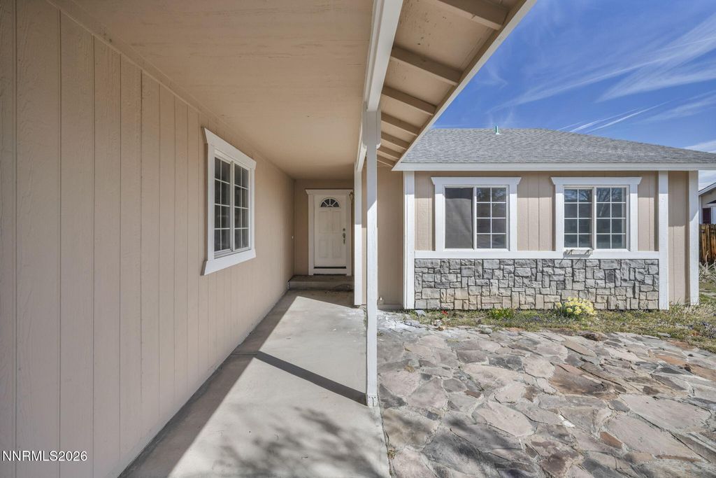 Photo of 180 Monumental Circle, Sparks, NV 89436 (MLS # 260003233)