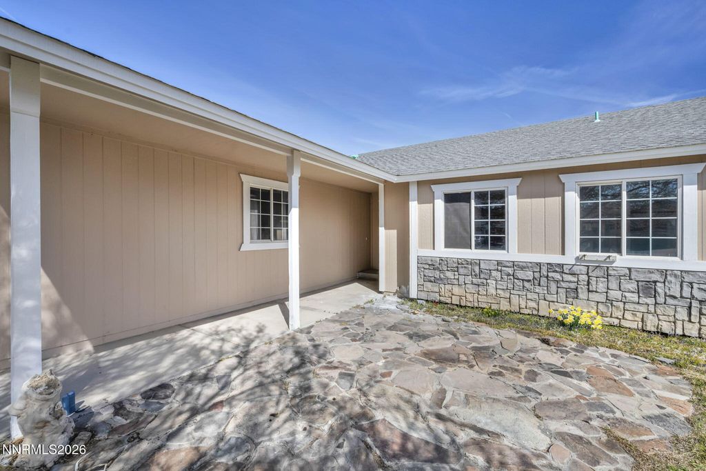 Photo of 180 Monumental Circle, Sparks, NV 89436 (MLS # 260003233)