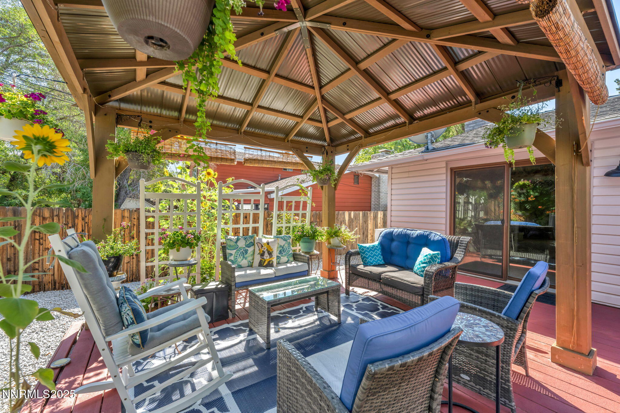 14-web-or-mls-1785-stardust-st