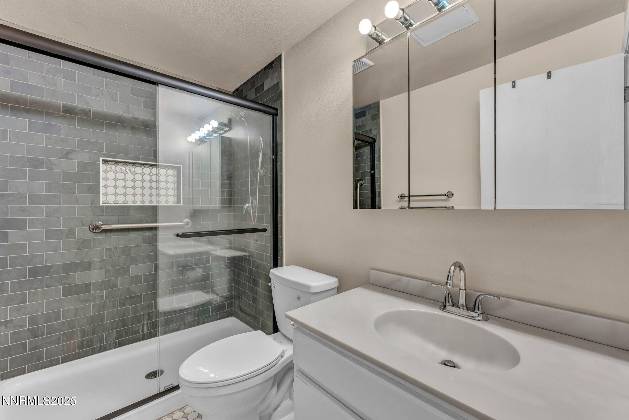 30-web-or-mls-1785-stardust-st