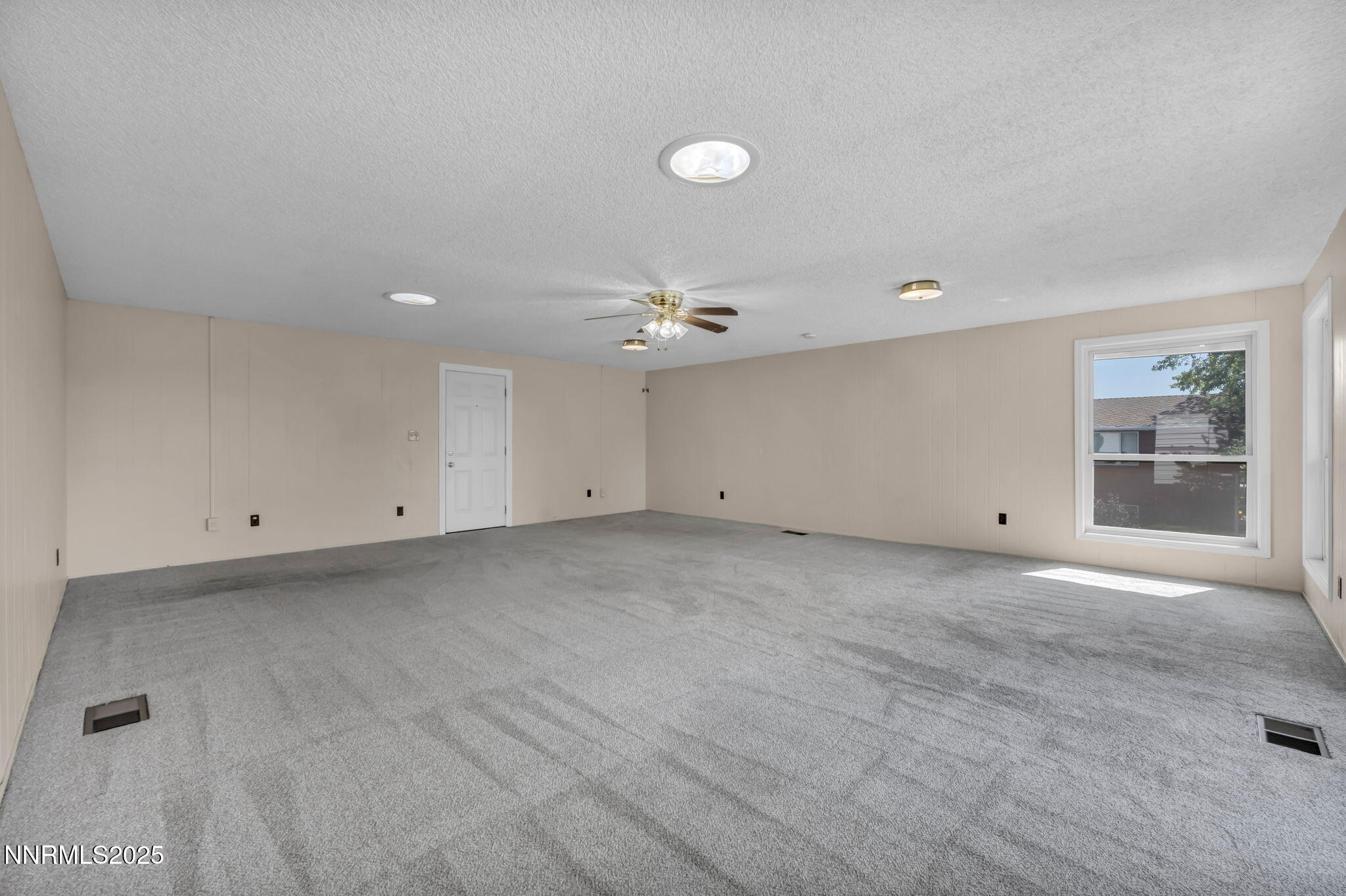 44-web-or-mls-1785-stardust-st