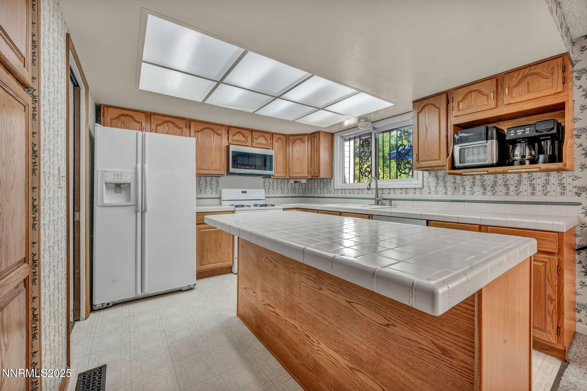 62-web-or-mls-1785-stardust-st