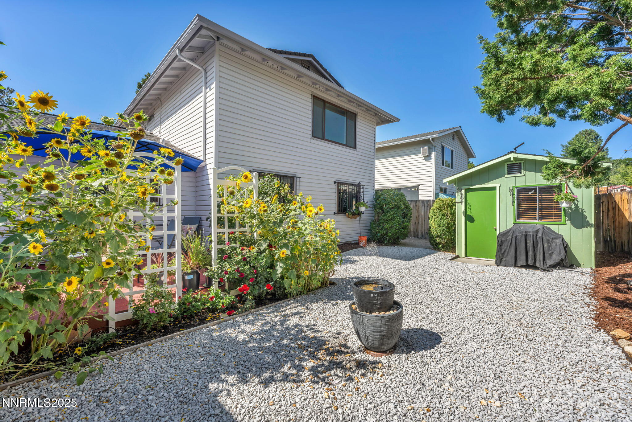 15-web-or-mls-1785-stardust-st