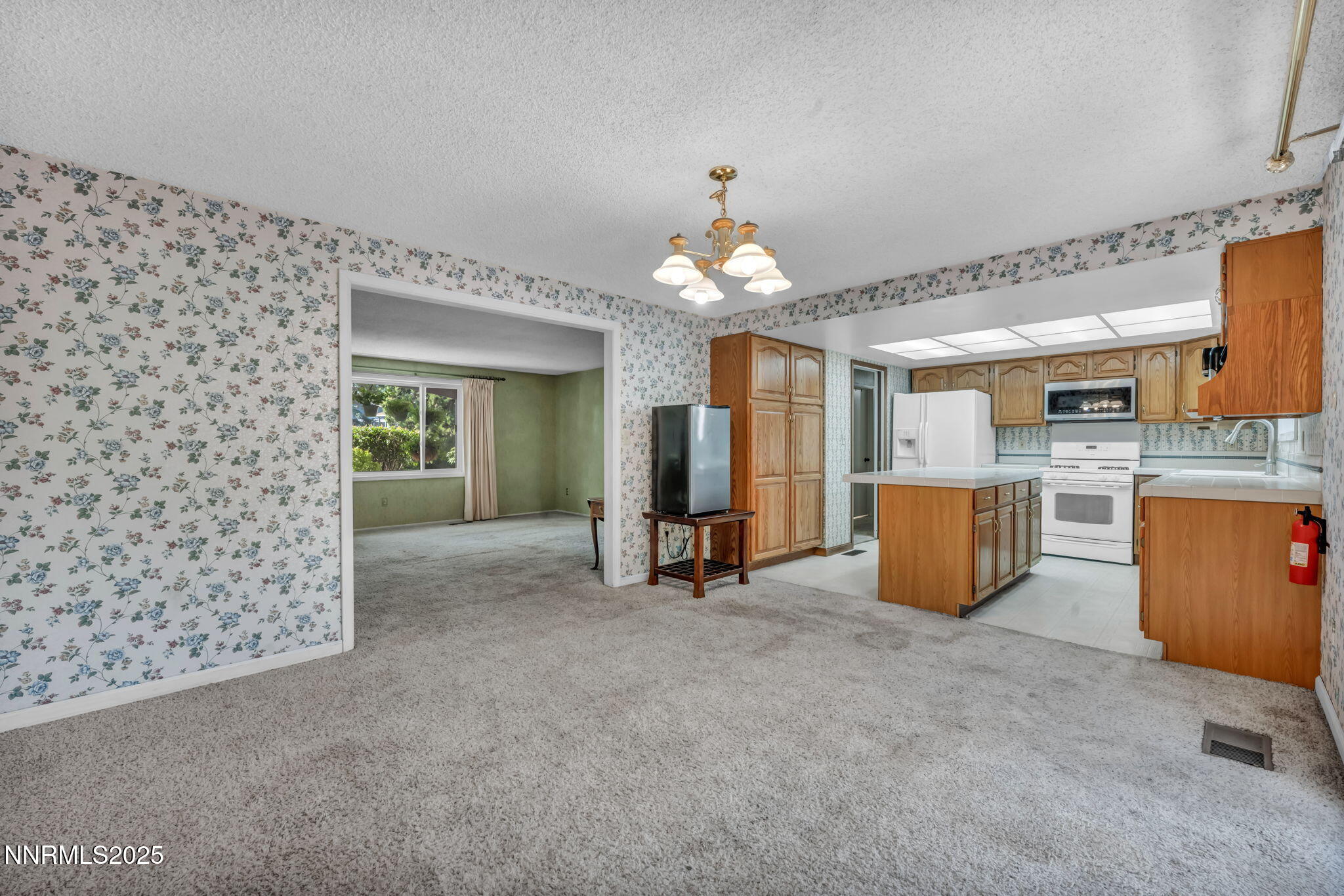 59-web-or-mls-1785-stardust-st