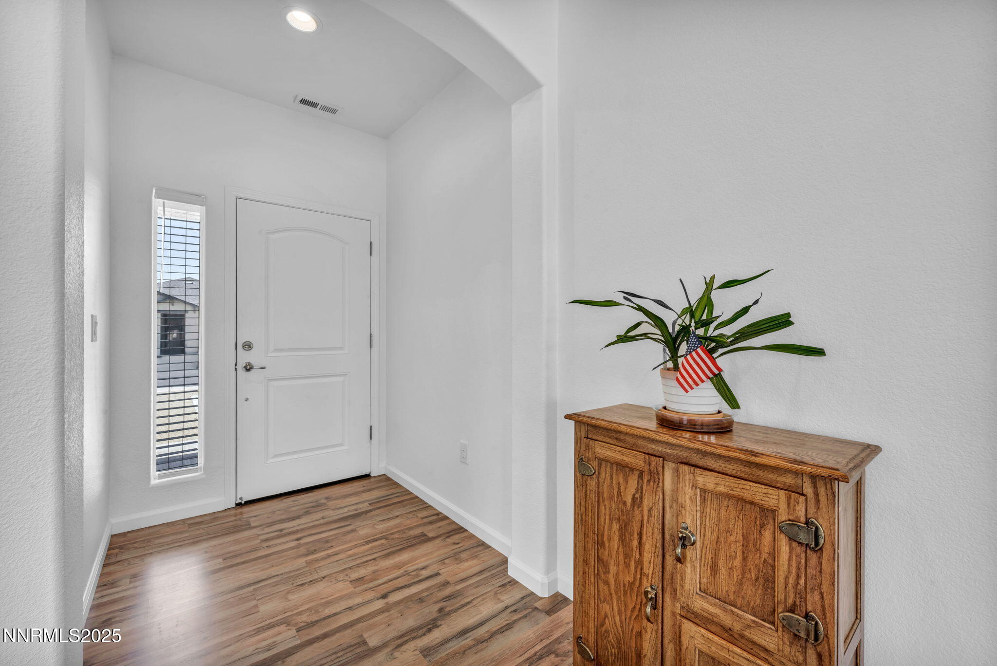 49-web-or-mls-234-red-oak-dr