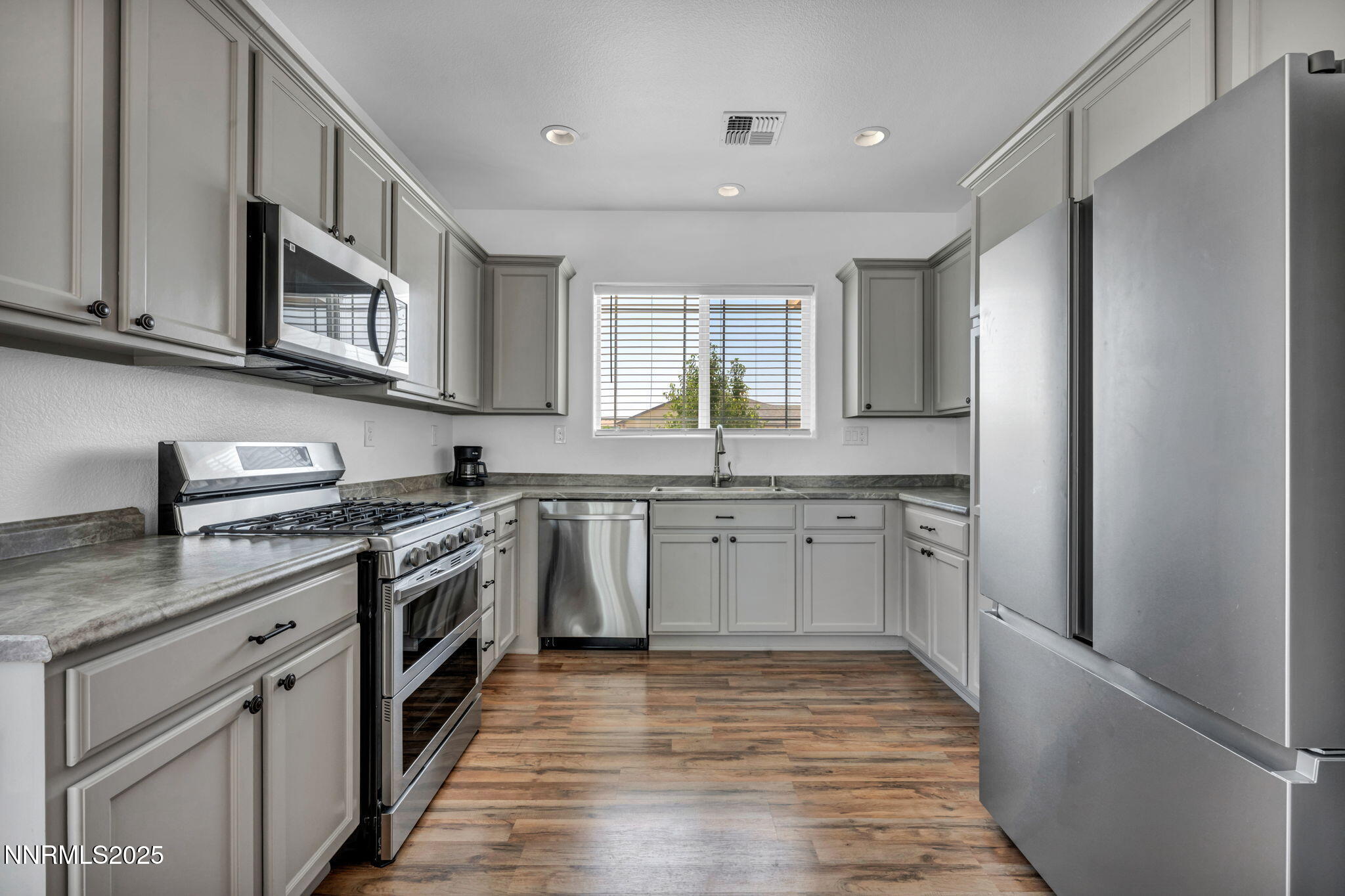 48-web-or-mls-234-red-oak-dr