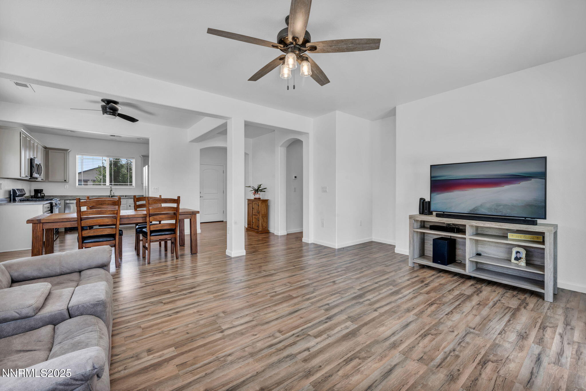 52-web-or-mls-234-red-oak-dr