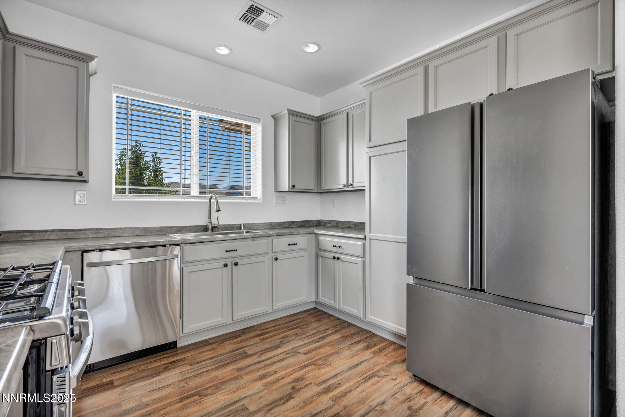 43-web-or-mls-234-red-oak-dr