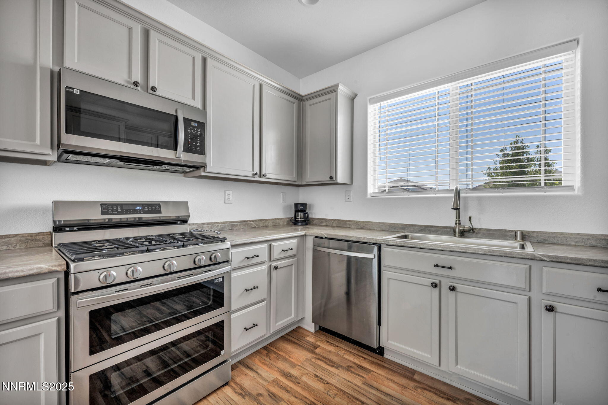 47-web-or-mls-234-red-oak-dr