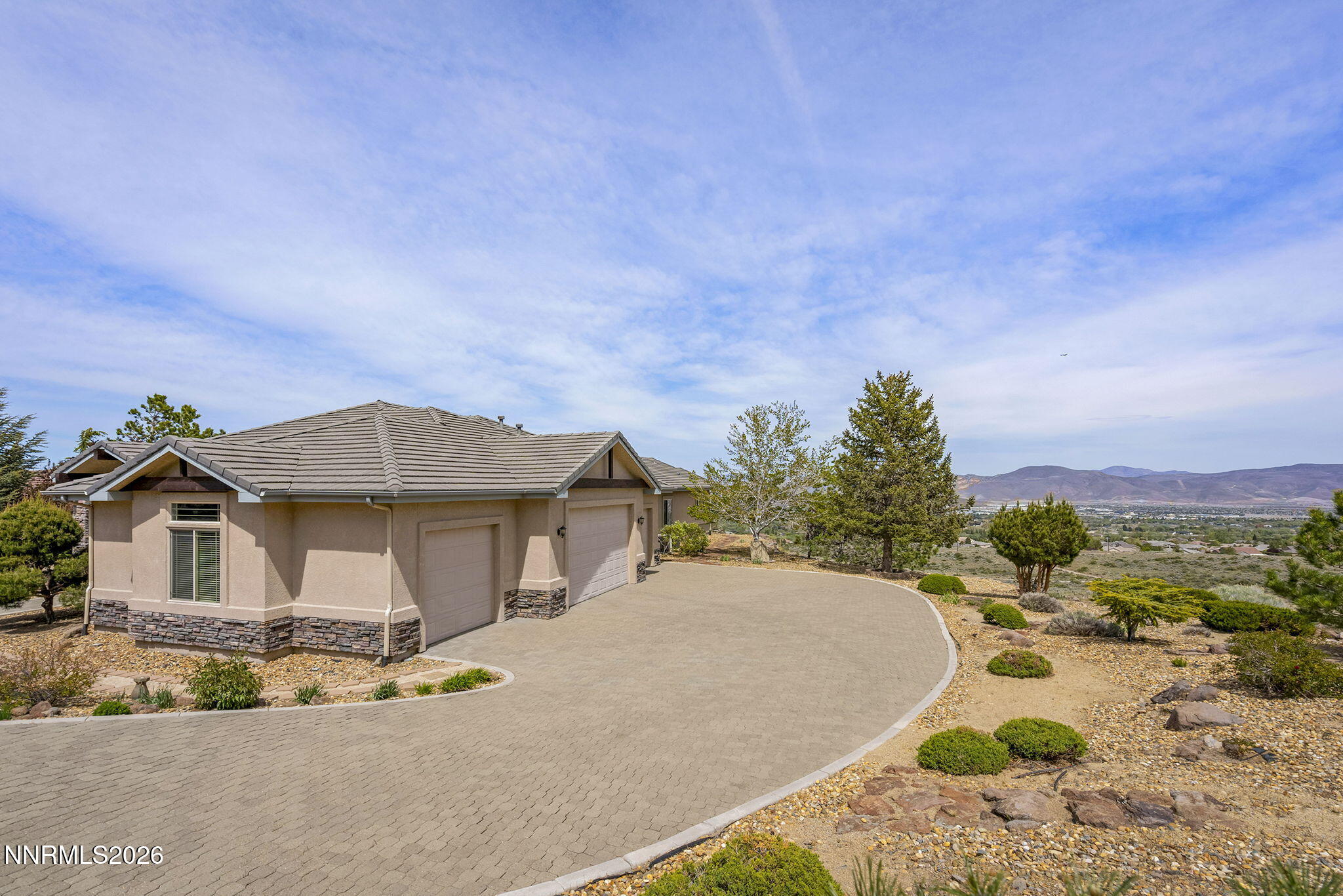 3444 Nambe Drive 9