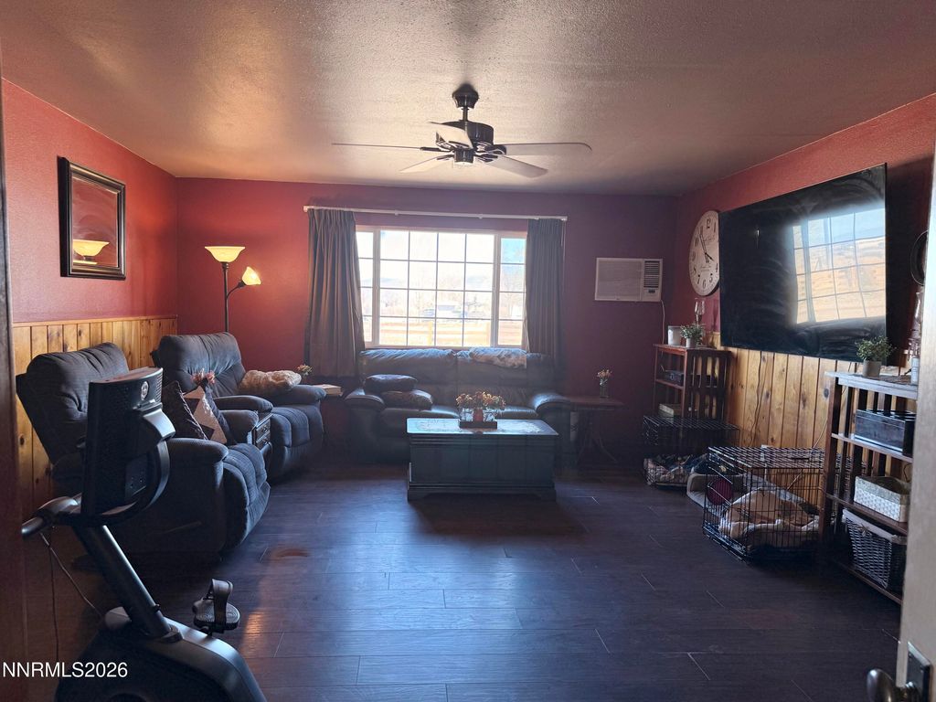 Photo of 20 Penrose Lane, Yerington, NV 89447 (MLS # 260003283)