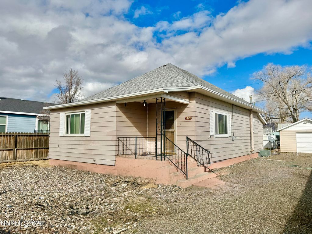 Photo of 68 W 5th Street, Battle Mountain, NV 89820 (MLS # 260001351)