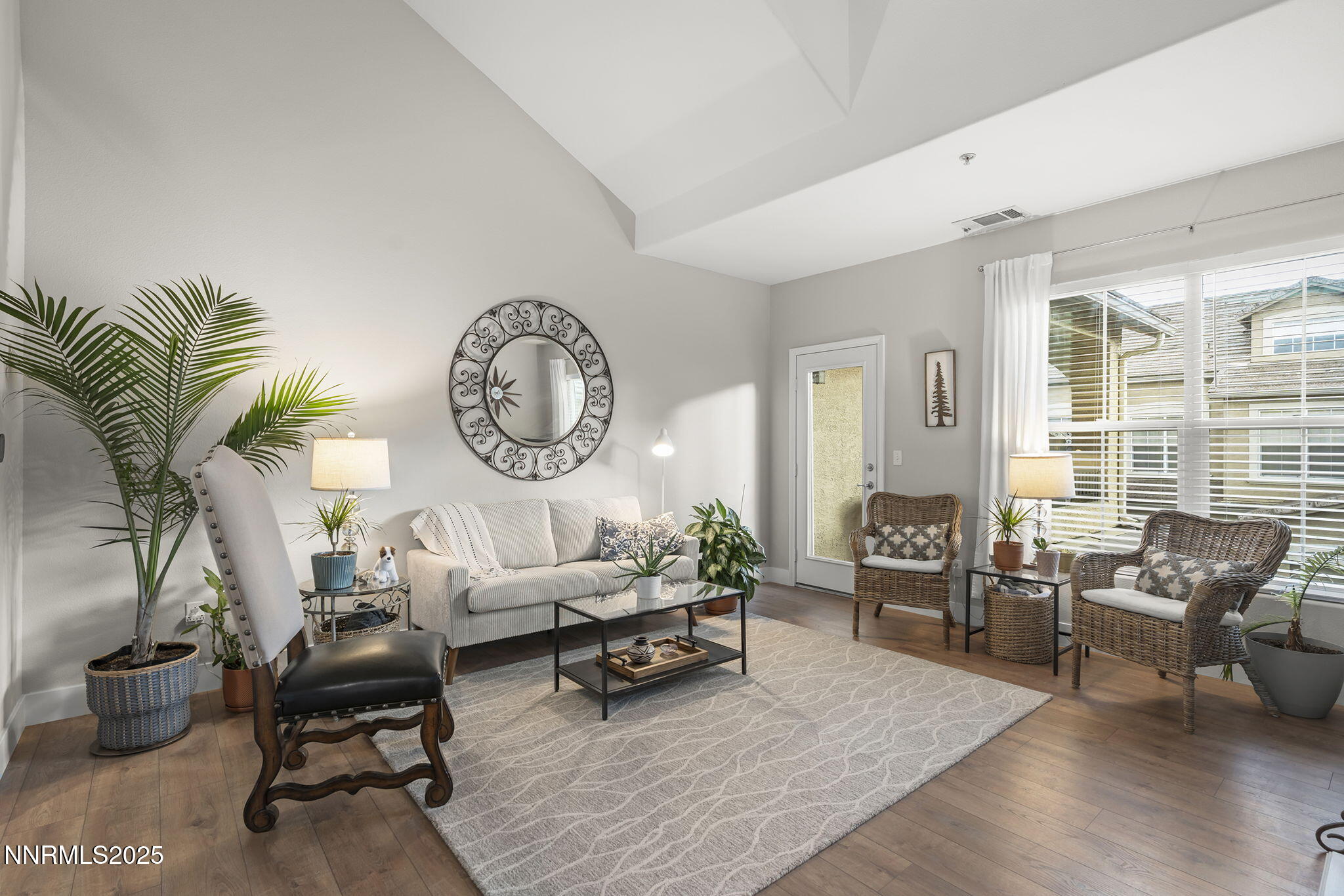 3-web-or-mls-_DSC7983