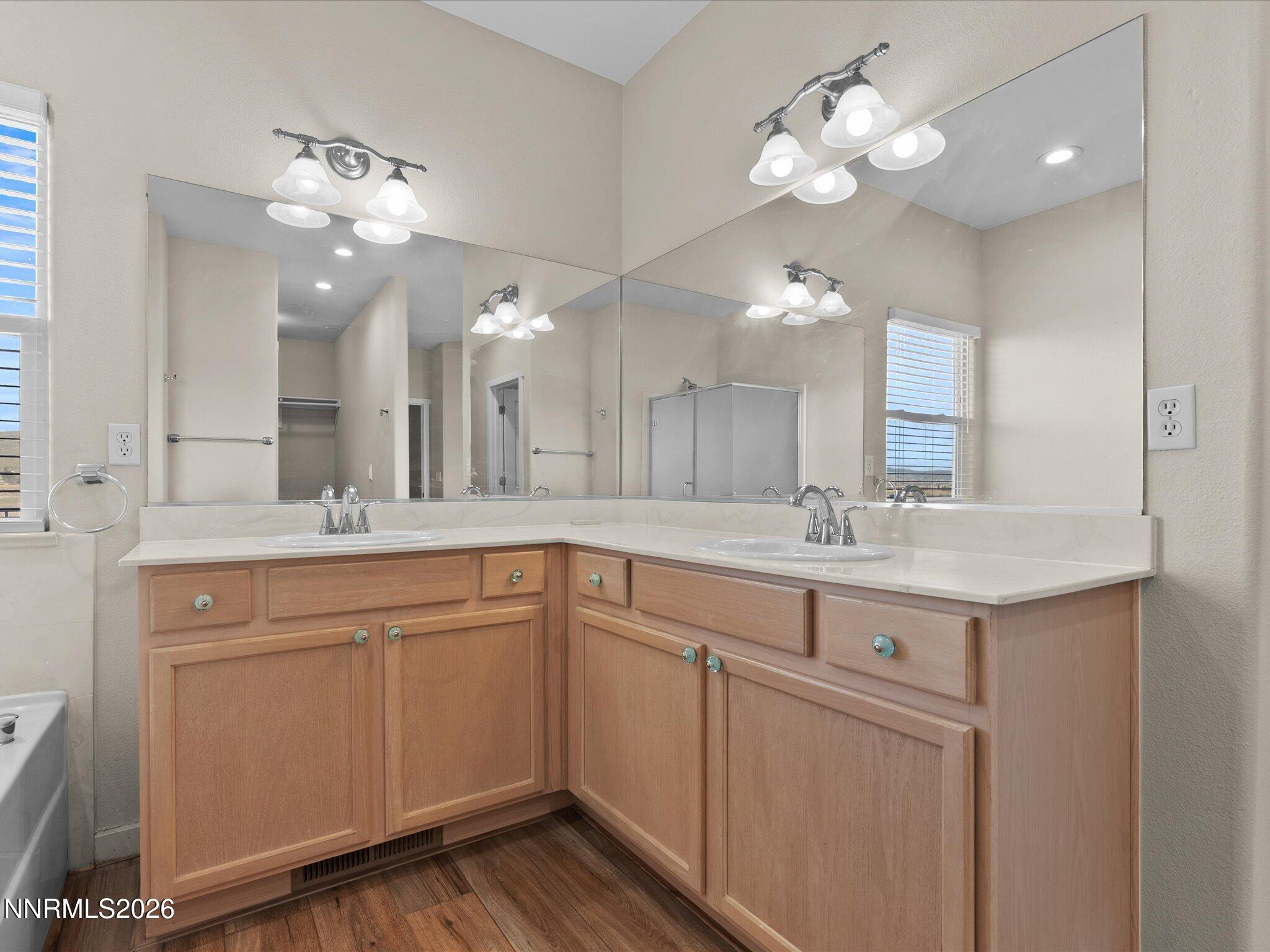 36-5570 Knoll View Way-135