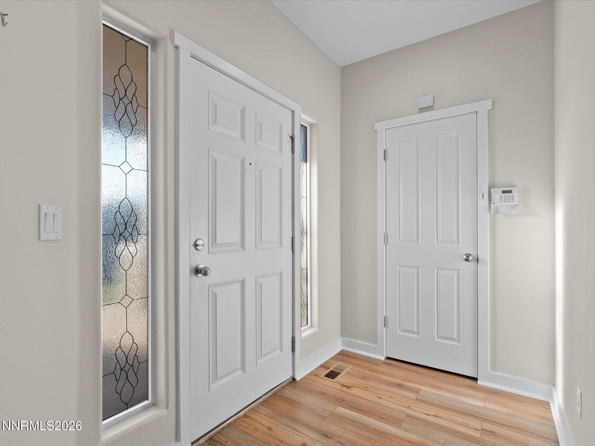 06-5570 Knoll View Way-105