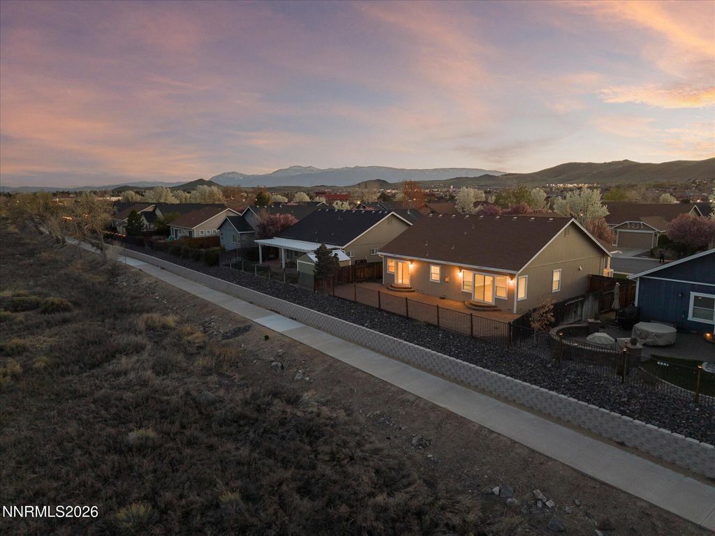 Photo of 5570 Knoll View Way, Sparks, NV 89436 (MLS # 260003294)