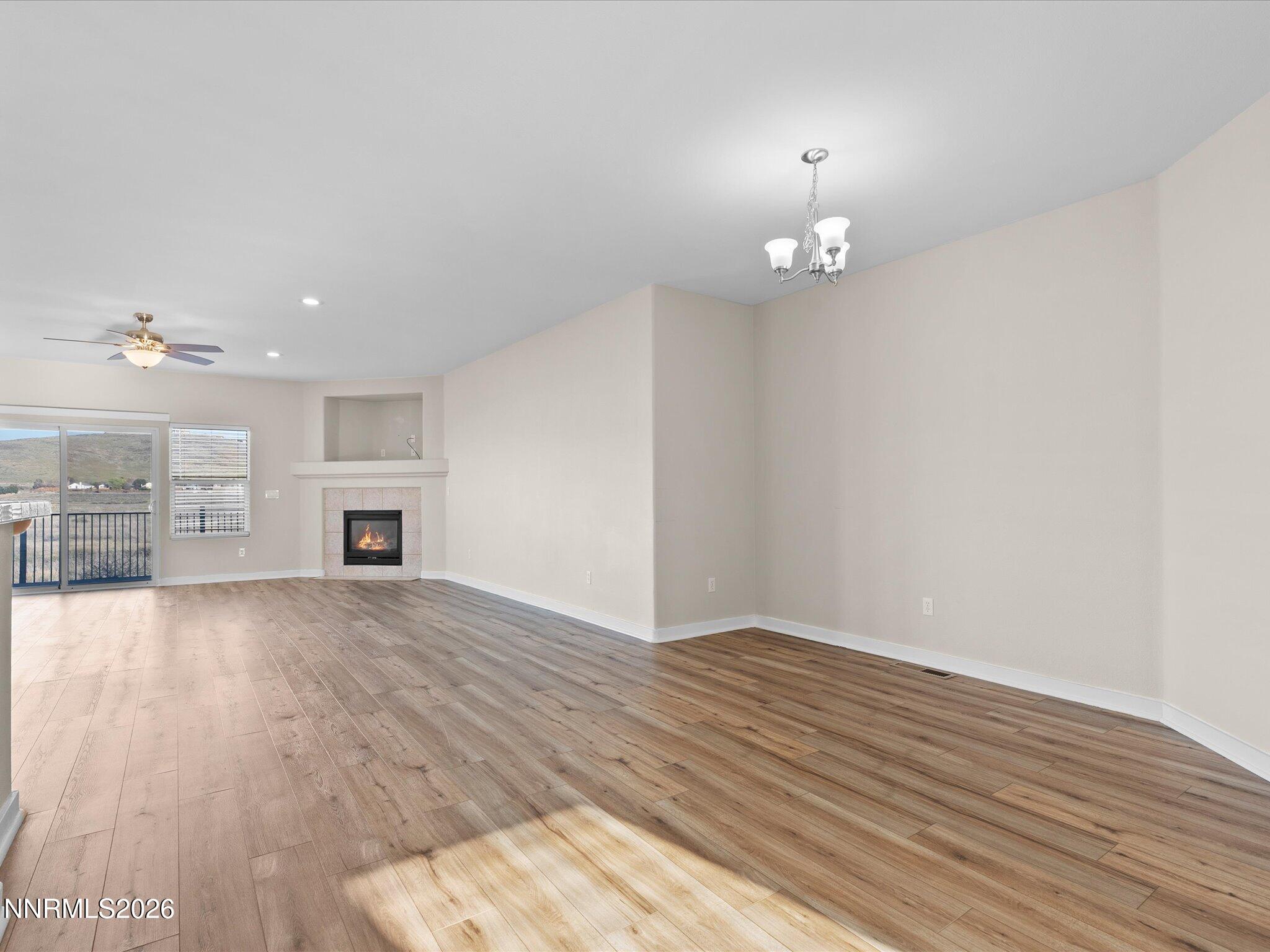 10-5570 Knoll View Way-109