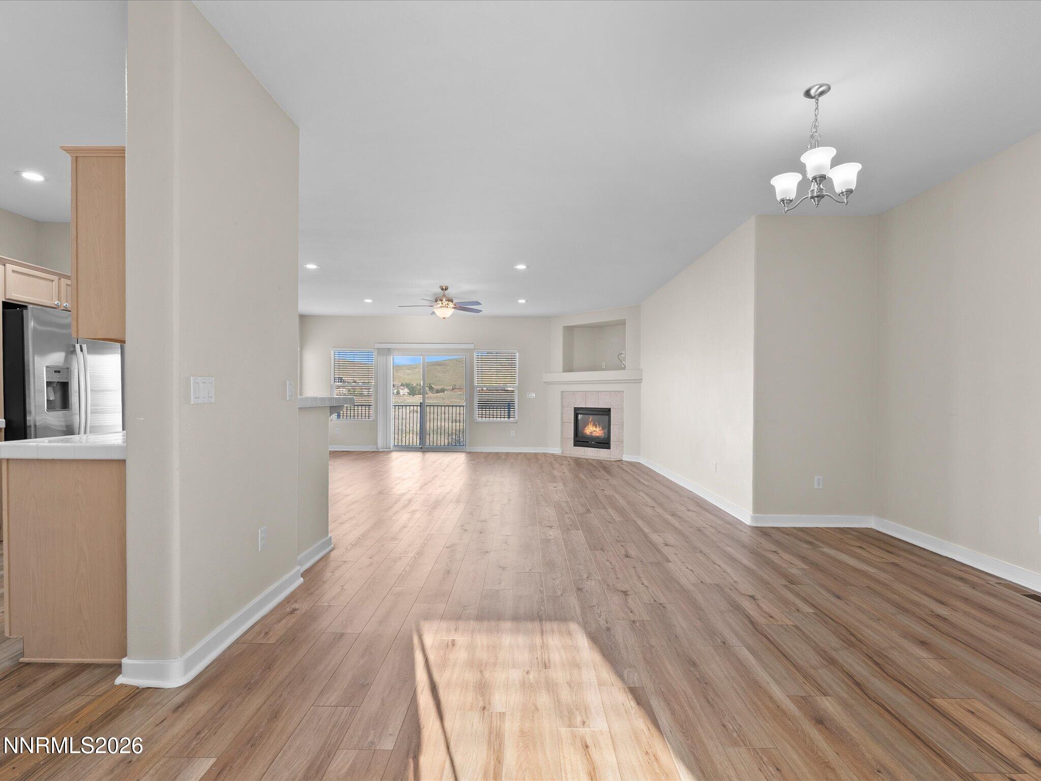 08-5570 Knoll View Way-107