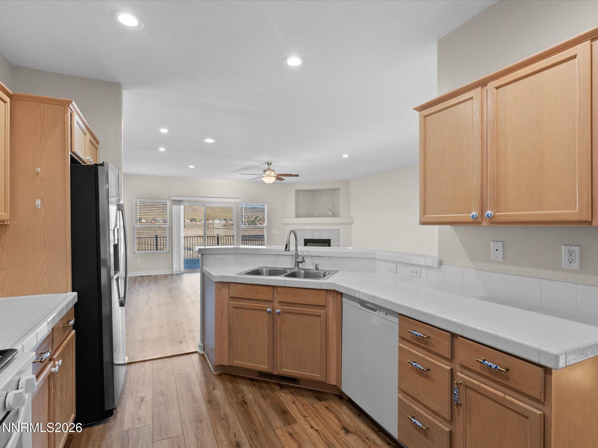 19-5570 Knoll View Way-118