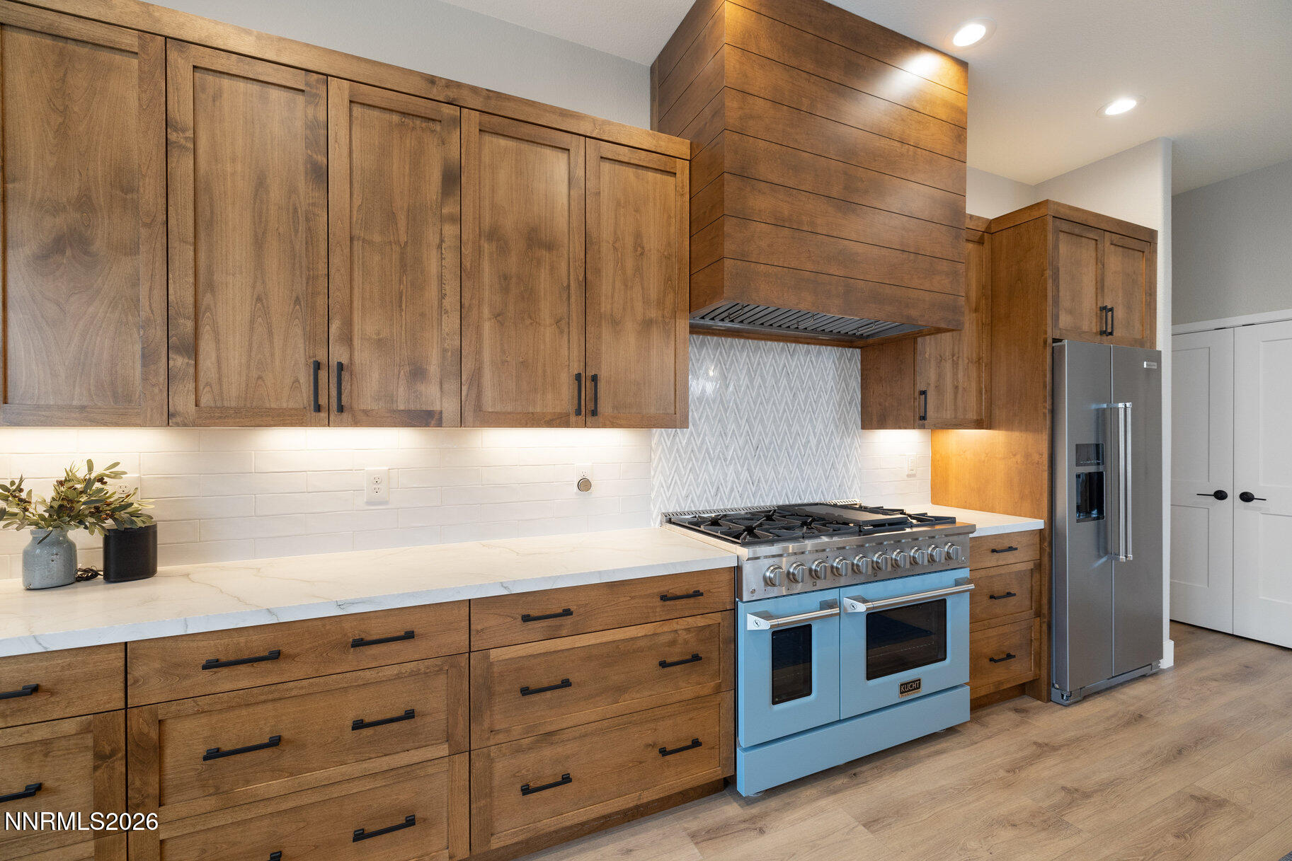 006_37-print-1290_el_monte-38_242