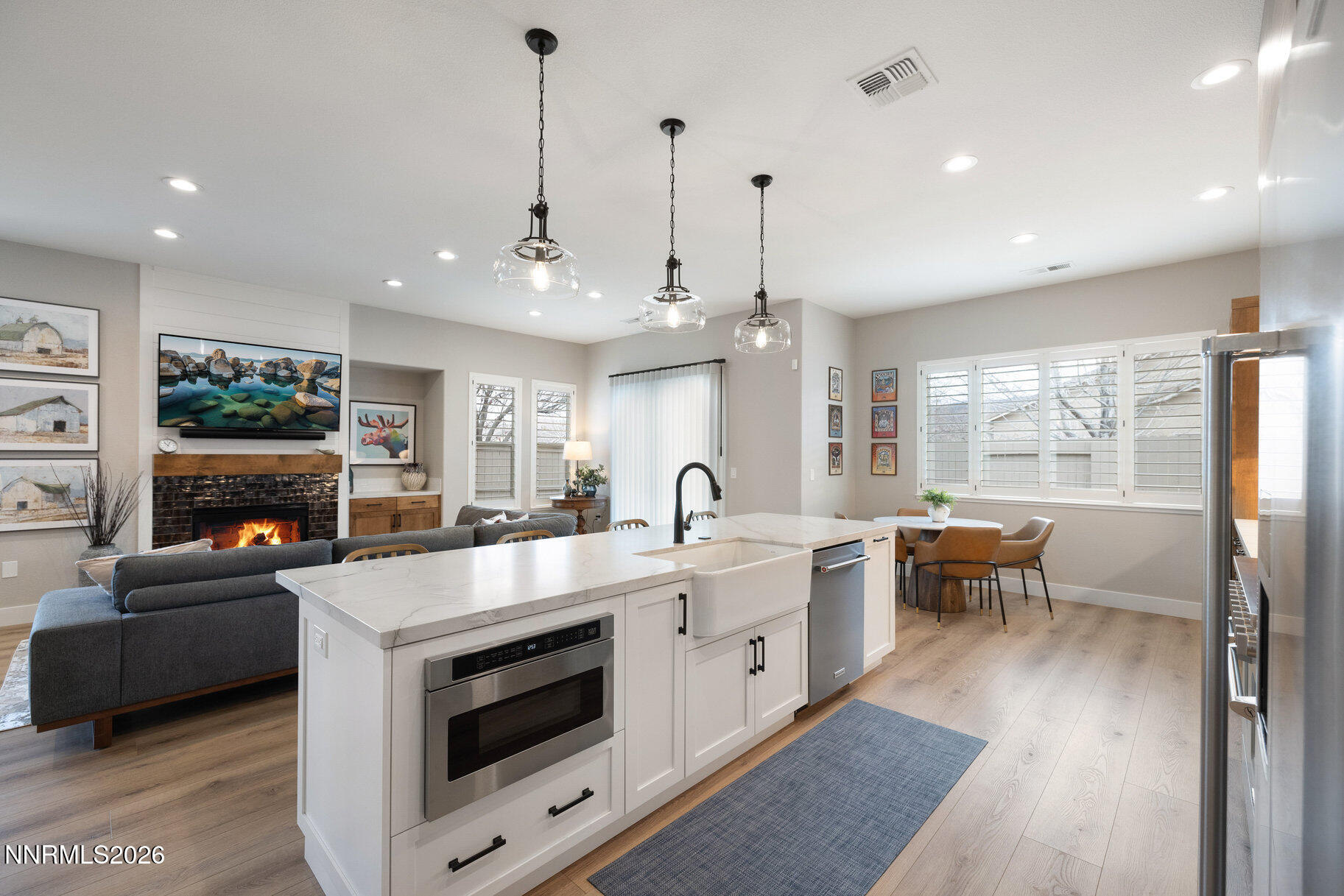 008_20-print-1290_el_monte-21_912