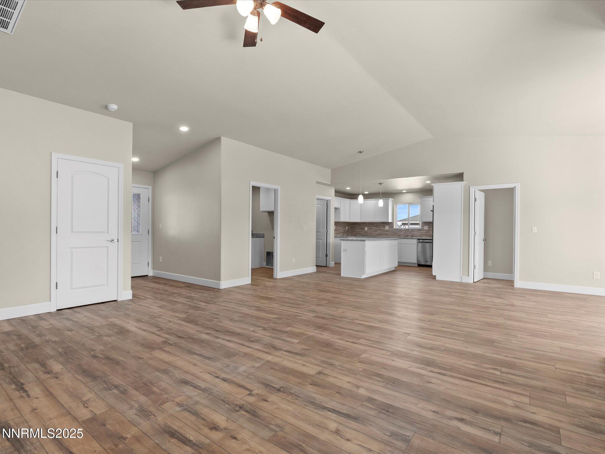 07-1369 Nevada Pacific Blvd-106