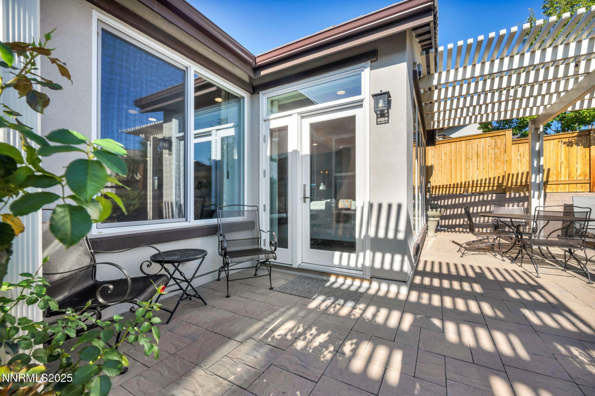 14-web-or-mls-828-larrimore-trl