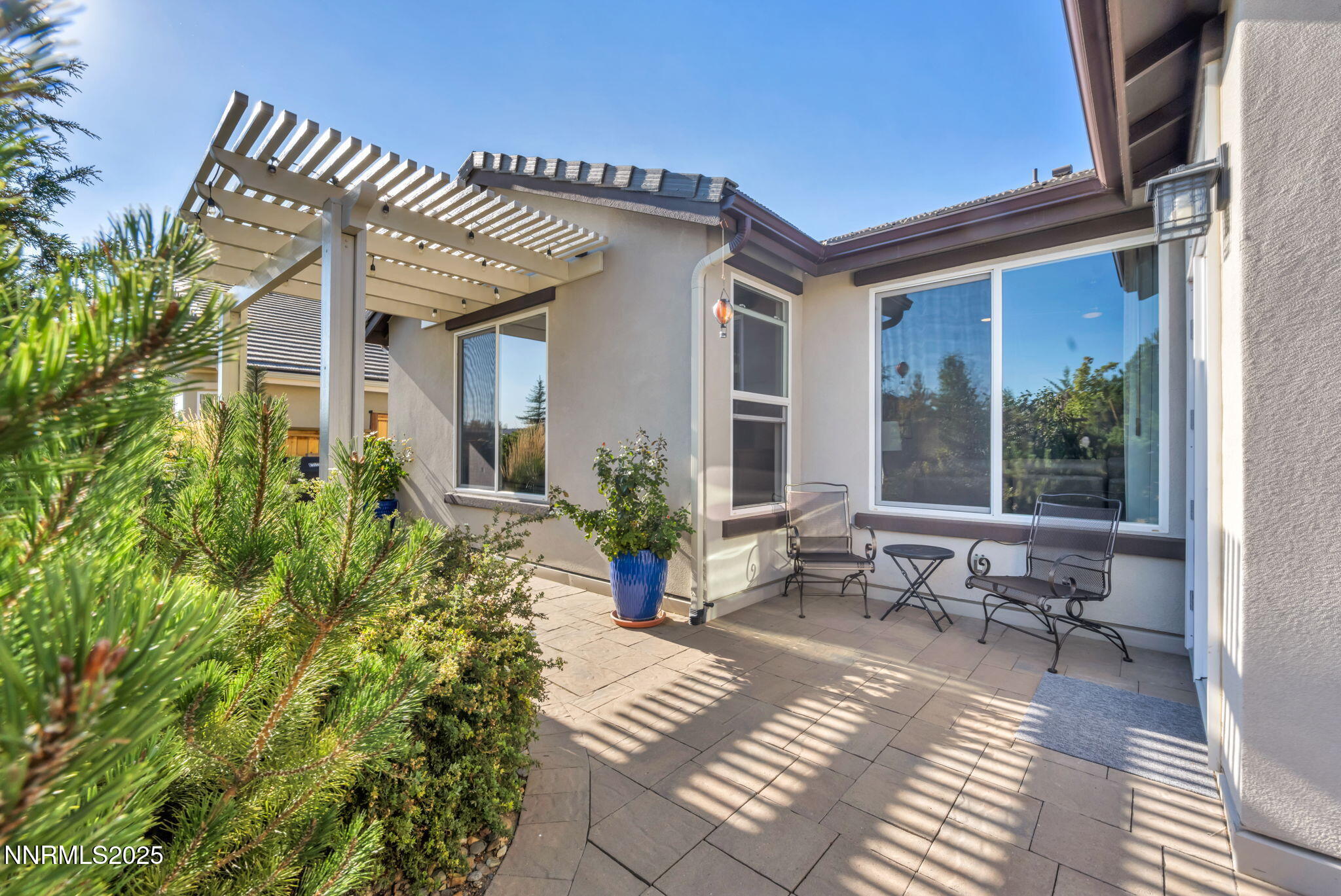 21-web-or-mls-828-larrimore-trl