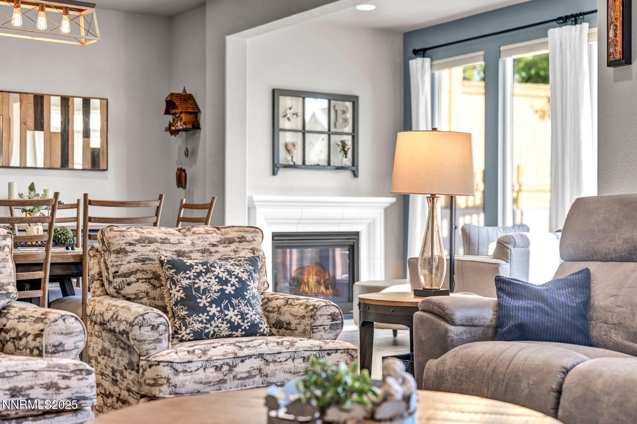 49-web-or-mls-828-larrimore-trl