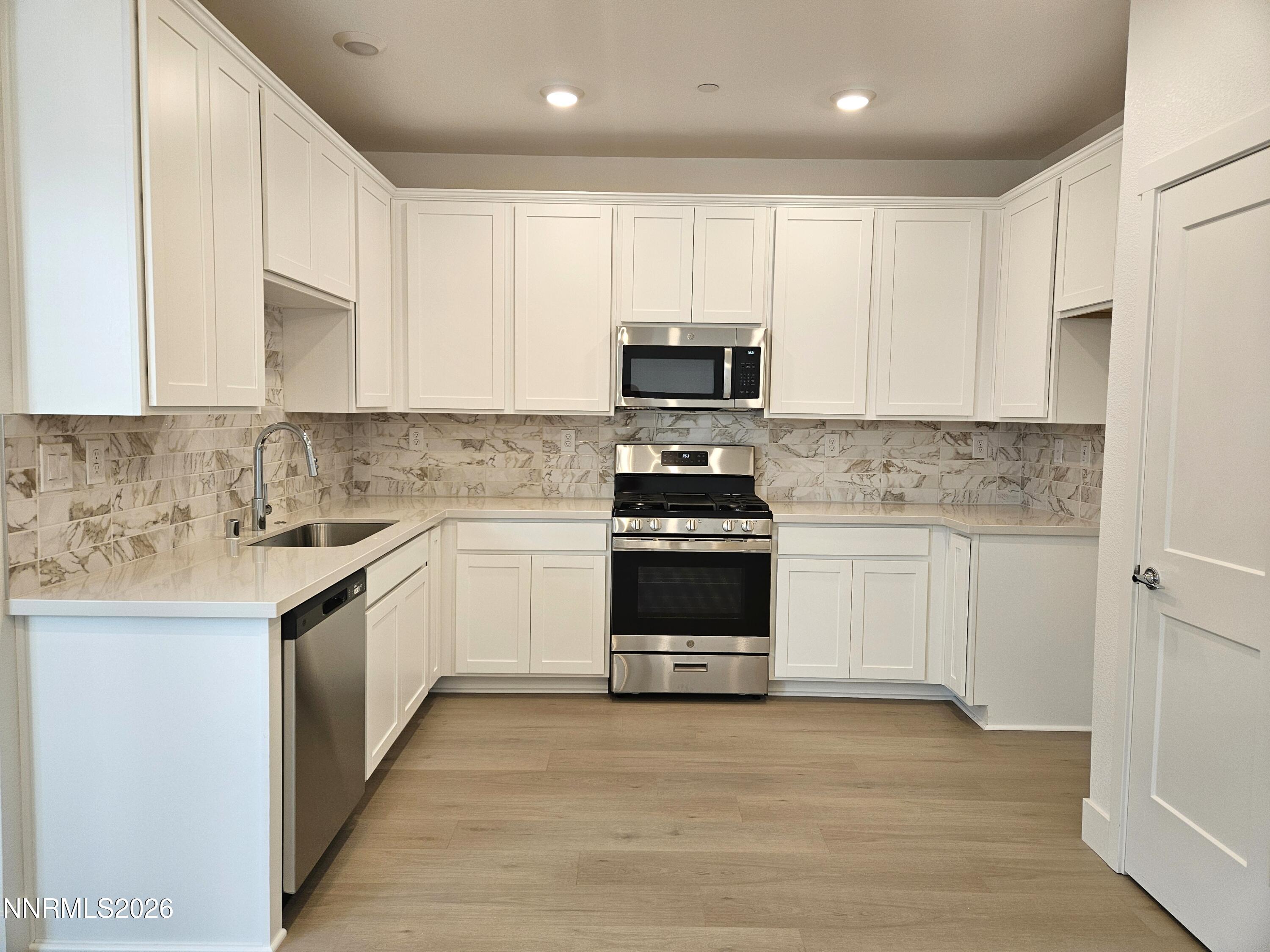 460 Prosecco Way