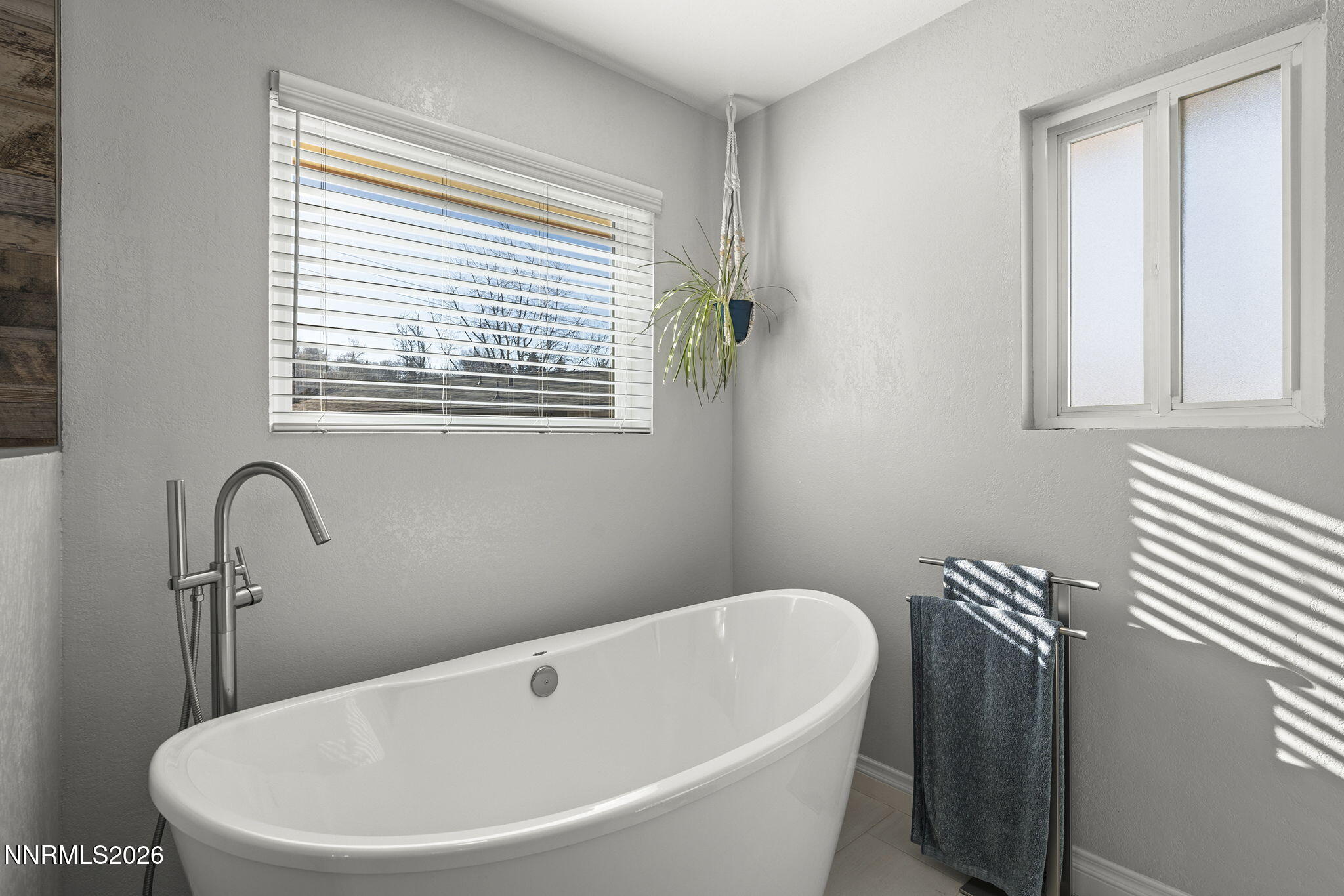 20-web-or-mls-_DSC4176