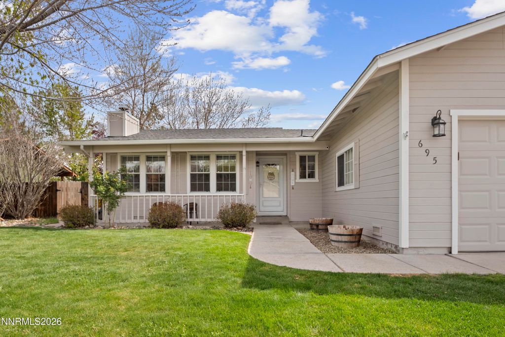 Photo of 695 Ann Way, Gardnerville, NV 89460 (MLS # 260003819)