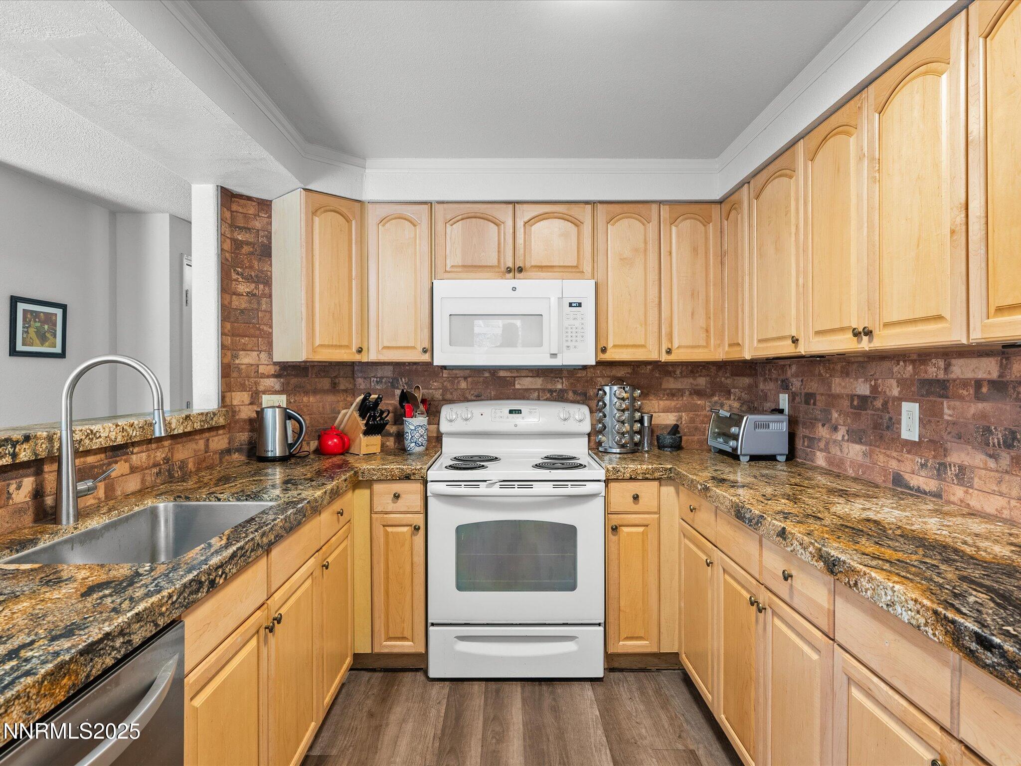 17-11165 White Sage Dr-116