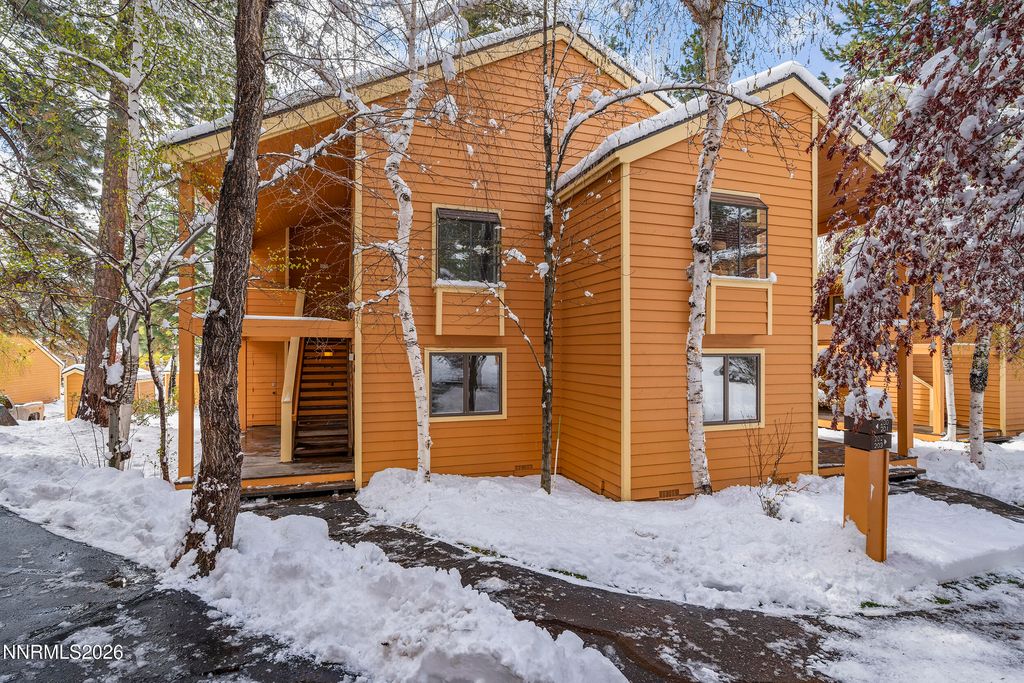 Photo of 939 Incline Way #UNIT 200, Incline Village, NV 89451 (MLS # 260004544)