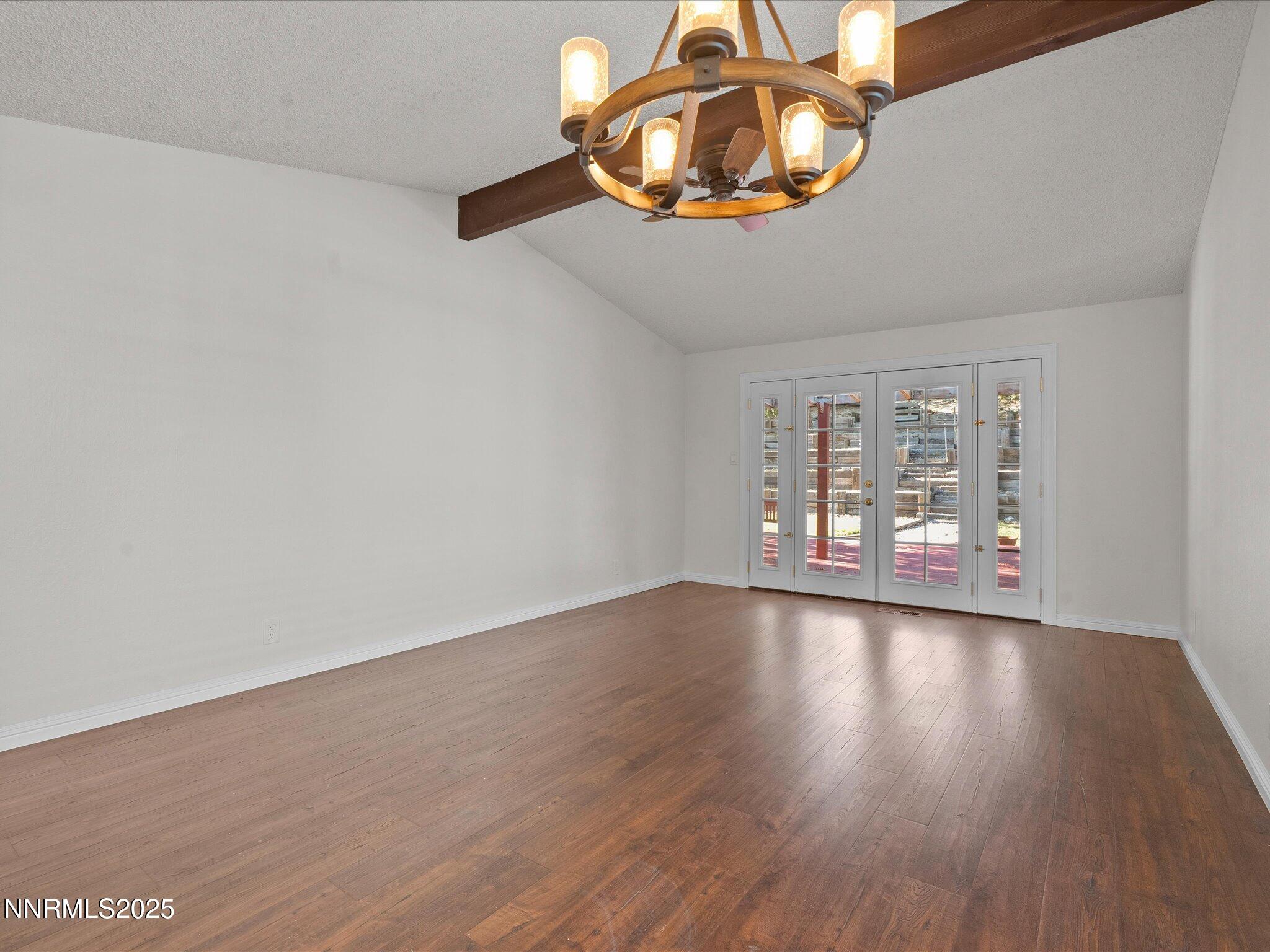 16-1645 Hanover Dr-115