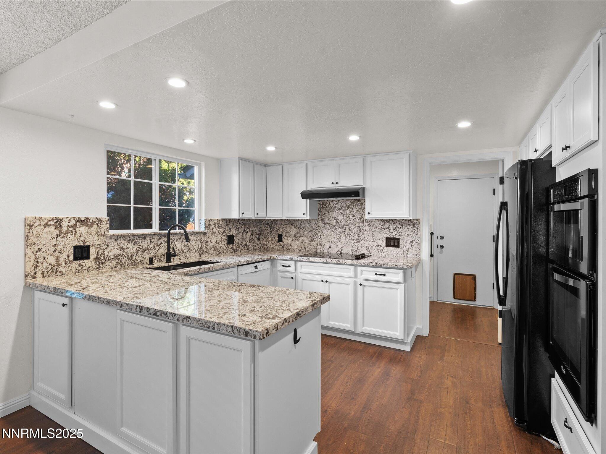 18-1645 Hanover Dr-117