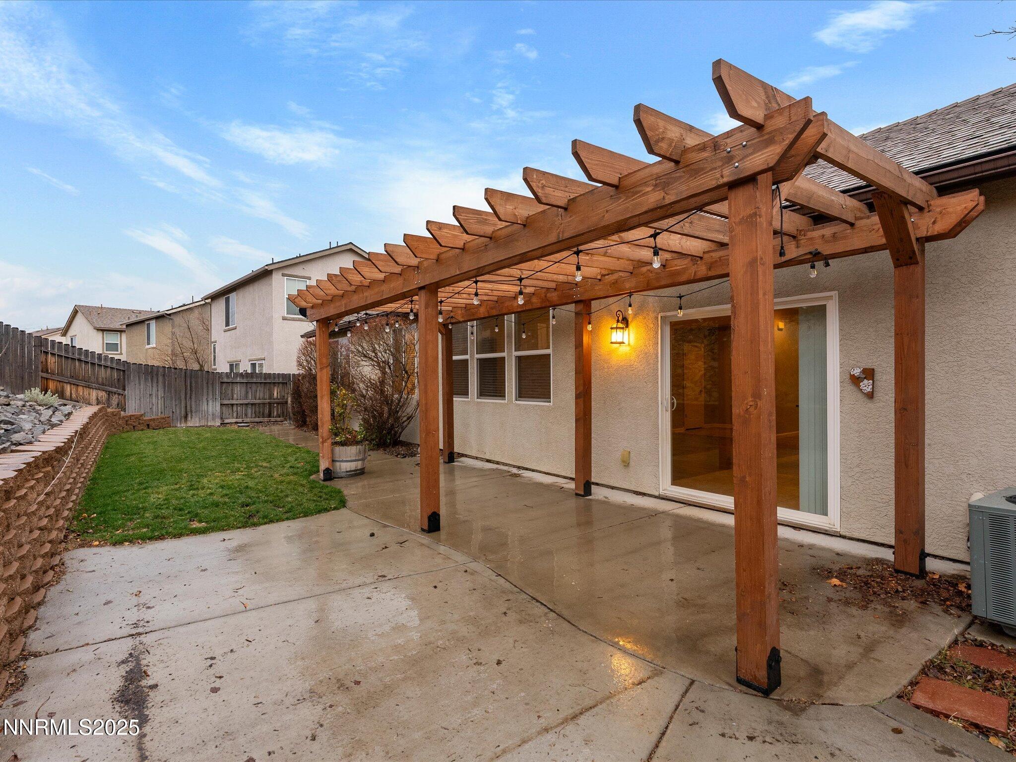 45-1056 Crown View Dr-144