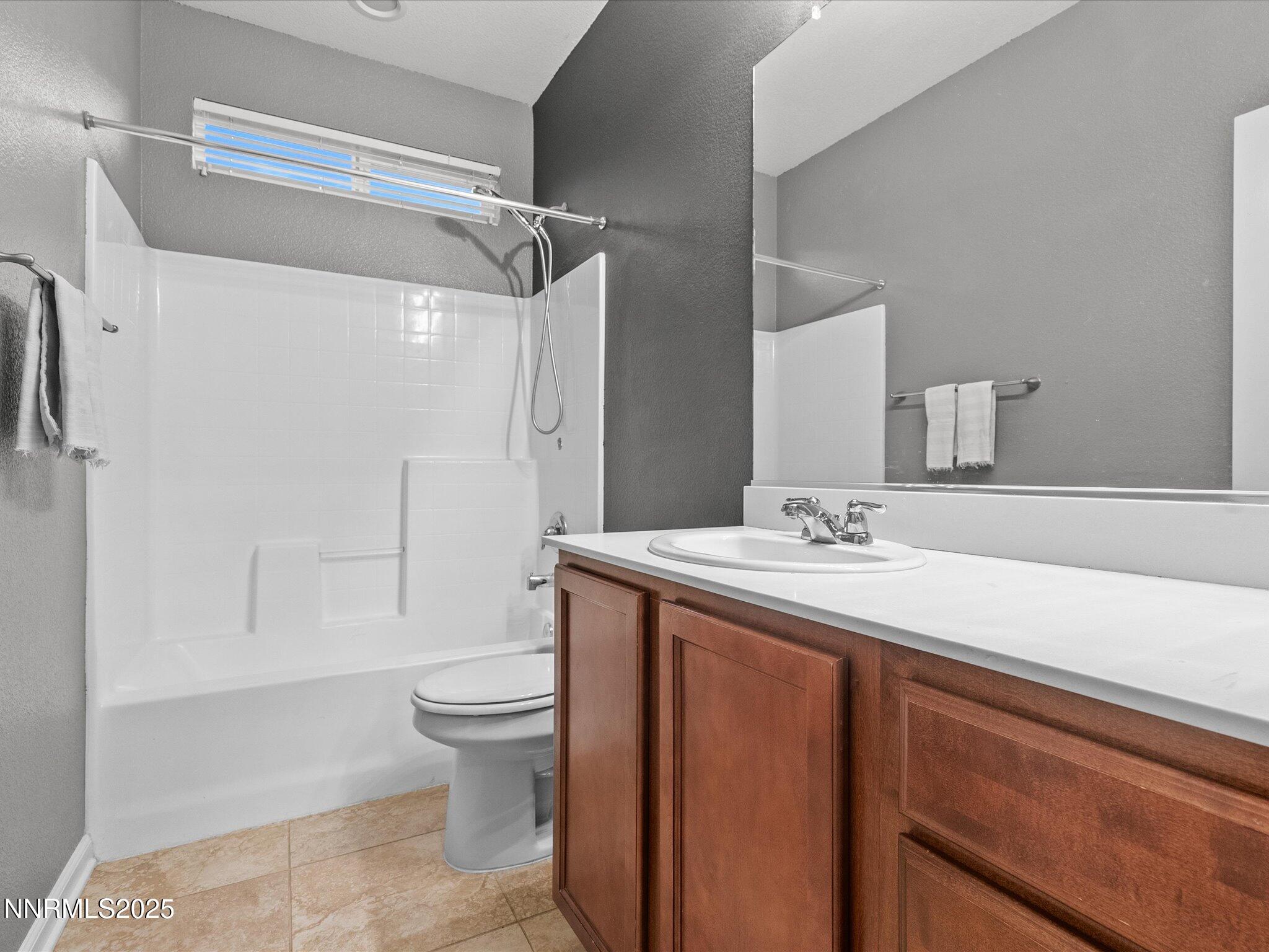 38-1056 Crown View Dr-137