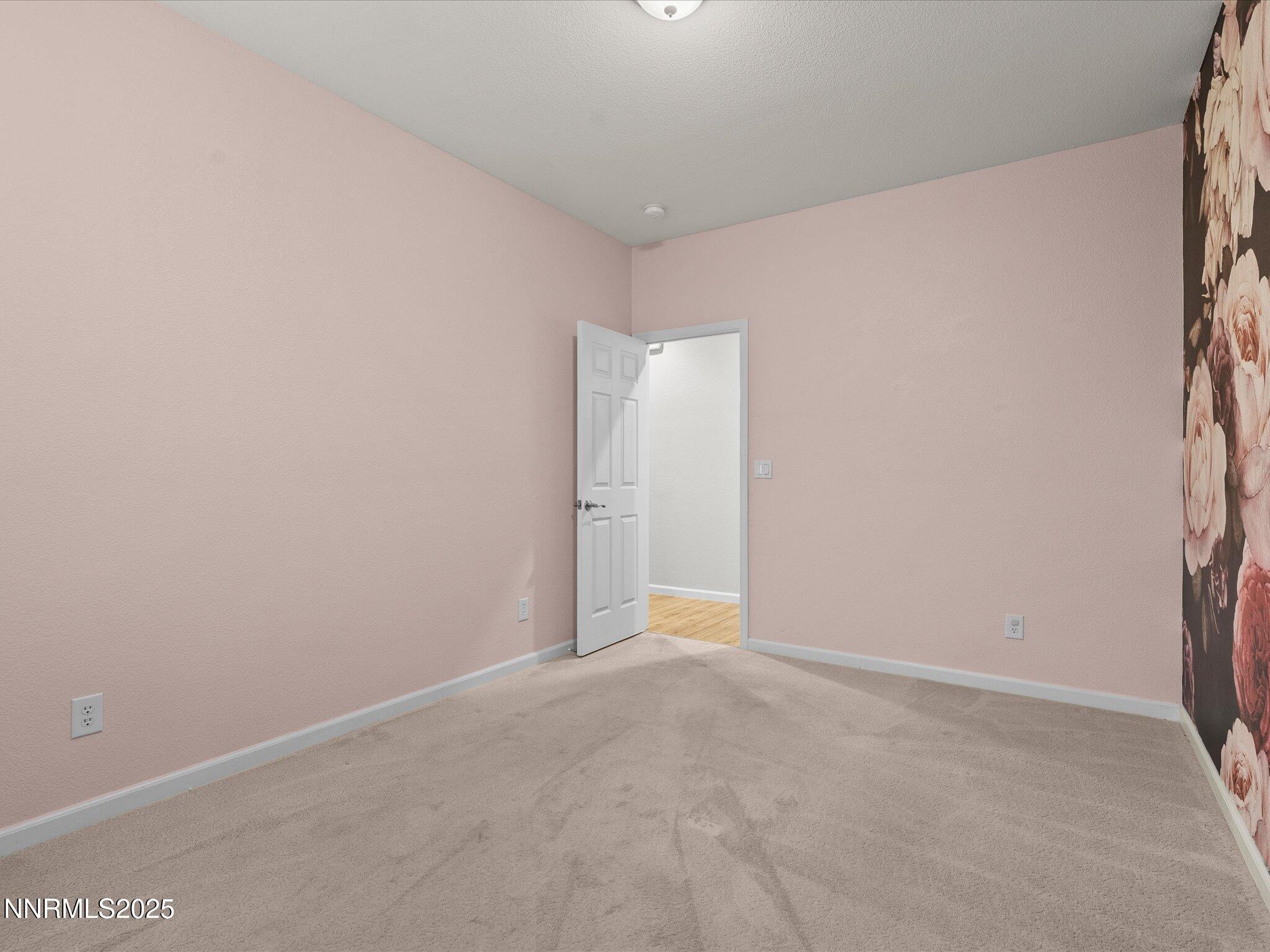 40-1056 Crown View Dr-139