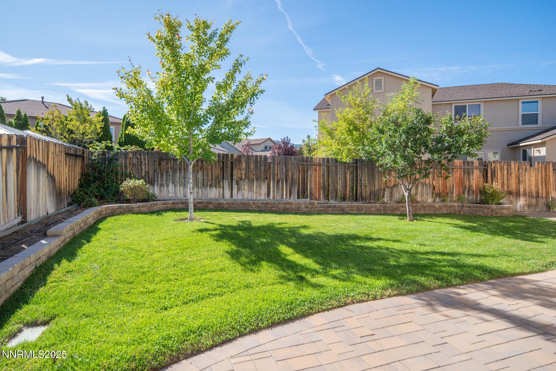 2085LongHollowDrSTANDARDRES48