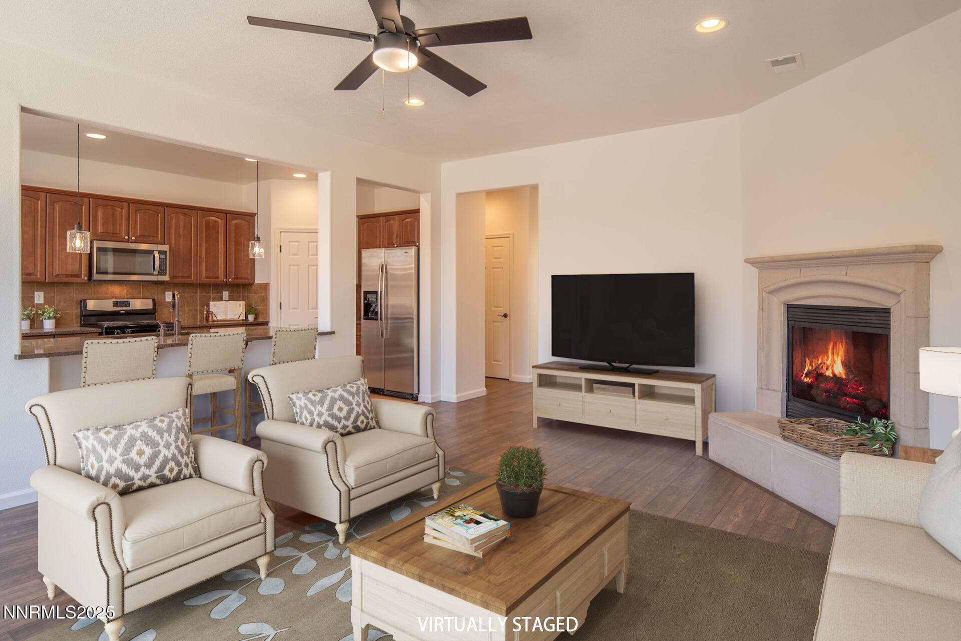 2085LongHollowDrHIGHRES20