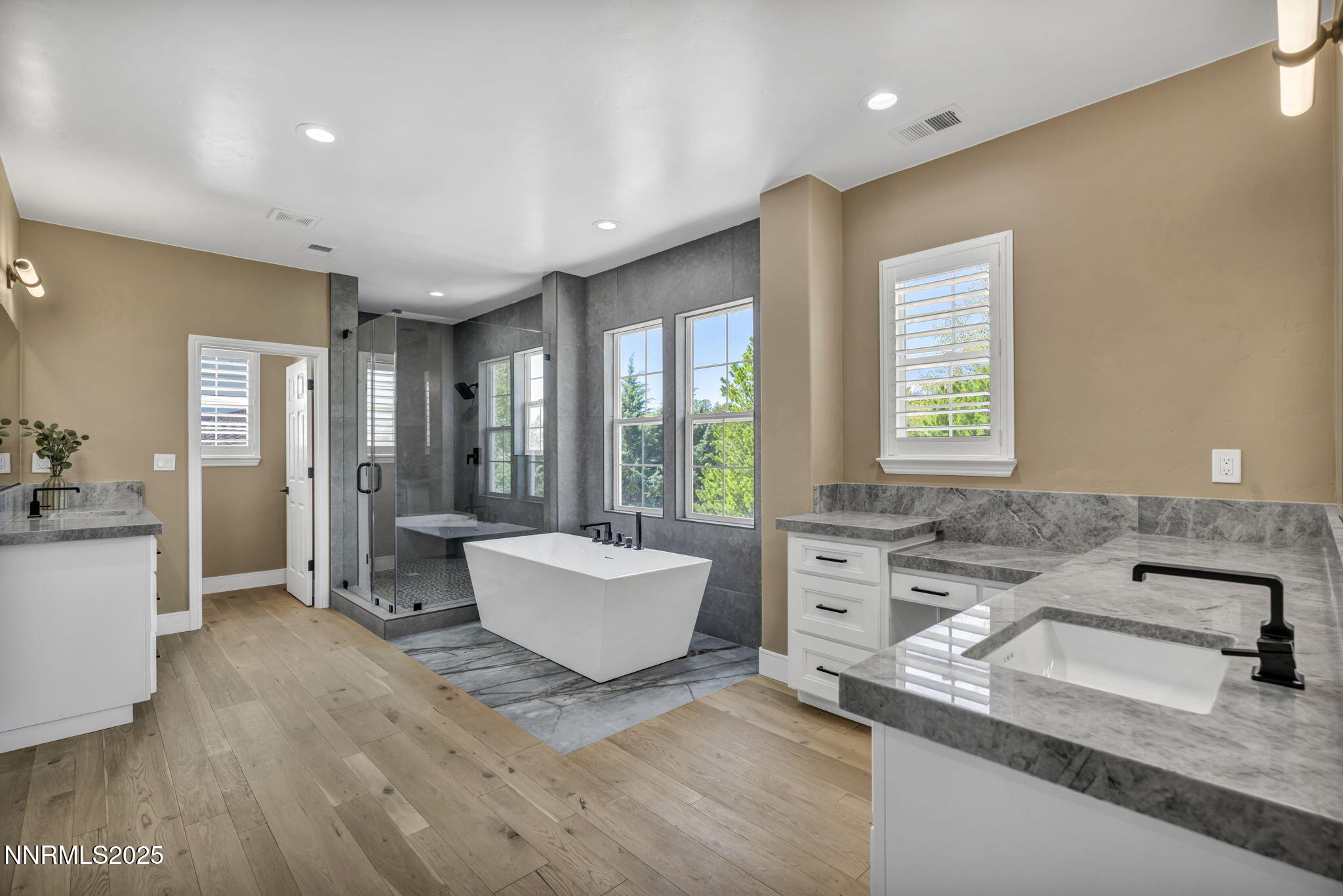 69-web-or-mls-2965-roundrock-ct