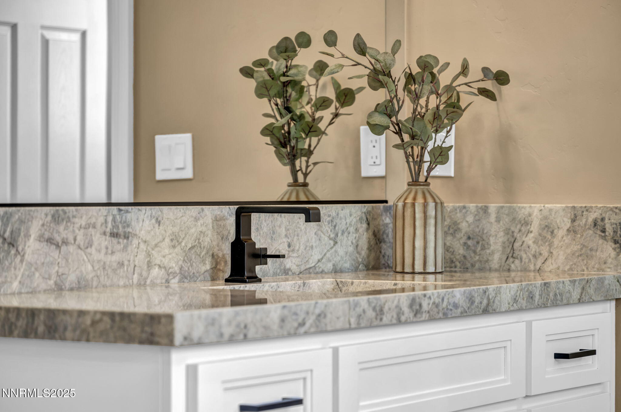 94-web-or-mls-2965-roundrock-ct