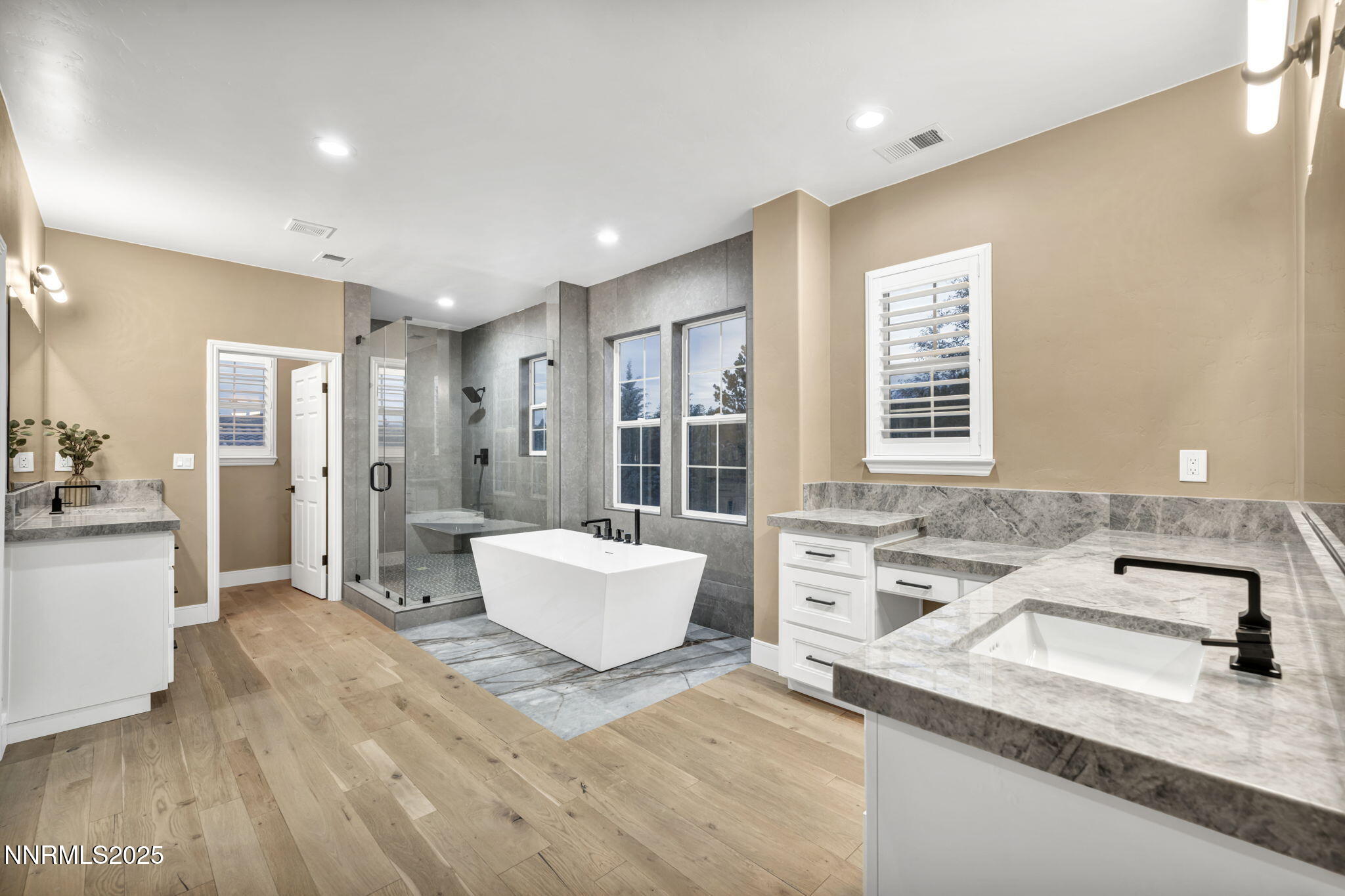 108-web-or-mls-2965-roundrock-ct