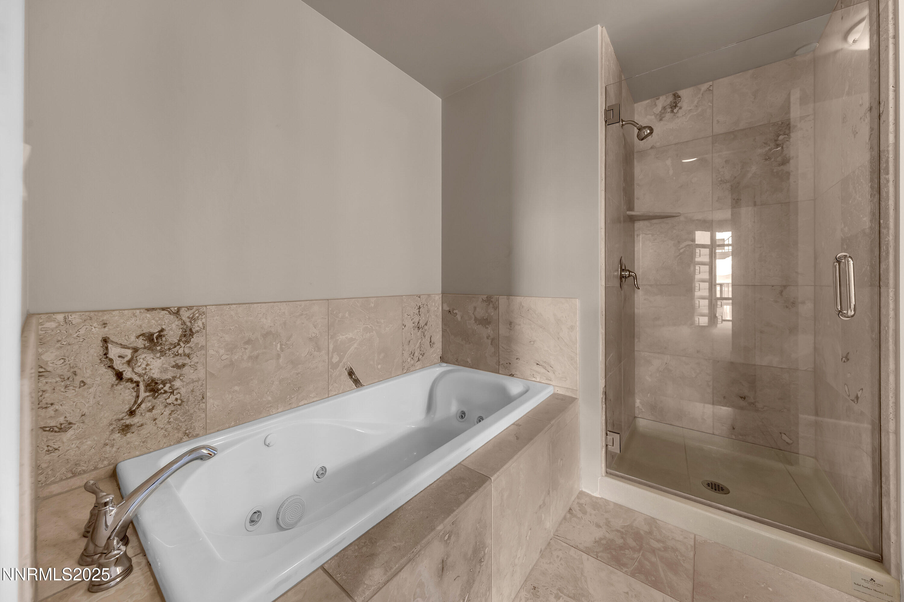 50 N Sierra St Unit STE 910-print-026-01