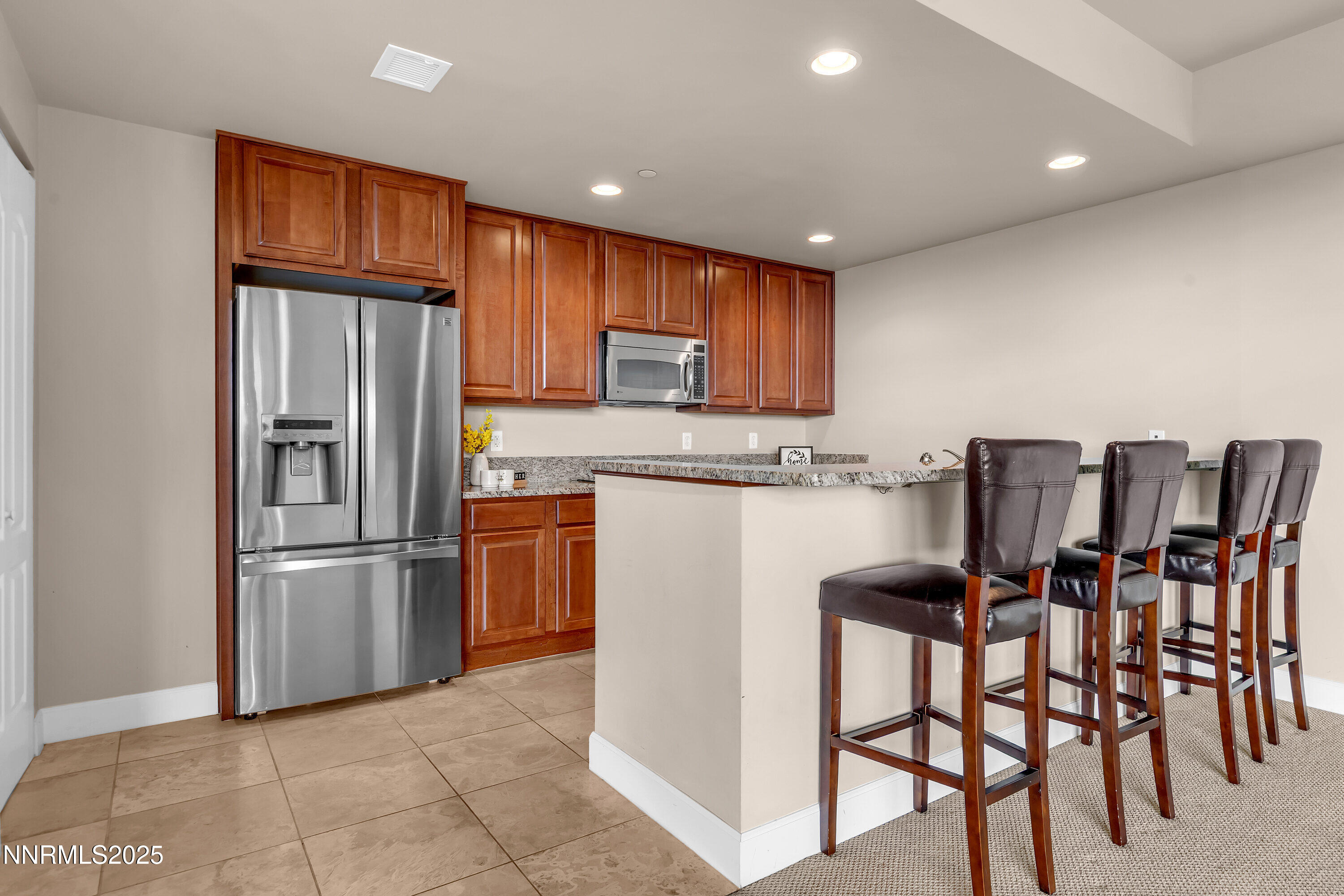 50 N Sierra St Unit STE 910-print-006-01