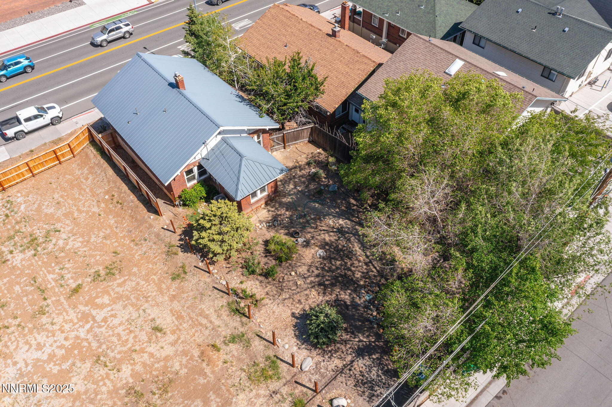 11-web-or-mls-DJI_0173